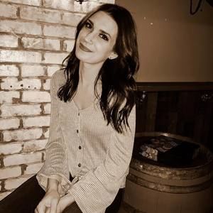 Meet your Posher, Megan